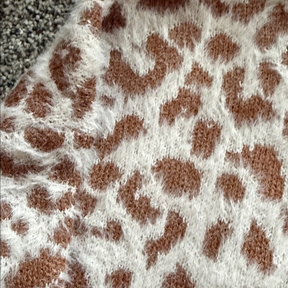 Jessica Simpson open animal print cardigan size XS - Picture 2 of 4